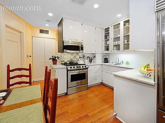 5th image of 865 Park Ave #5E