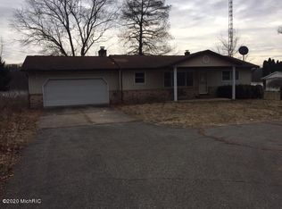 28549 Maystead Rd, Sturgis, MI 49091