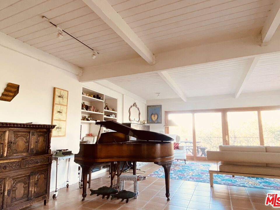 1st image of 20752 Medley Ln