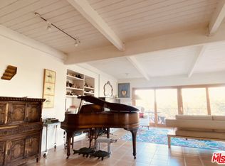 20752 Medley Ln, Topanga, CA 90290