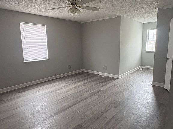5th image of 7511 NW 82nd St #7509
