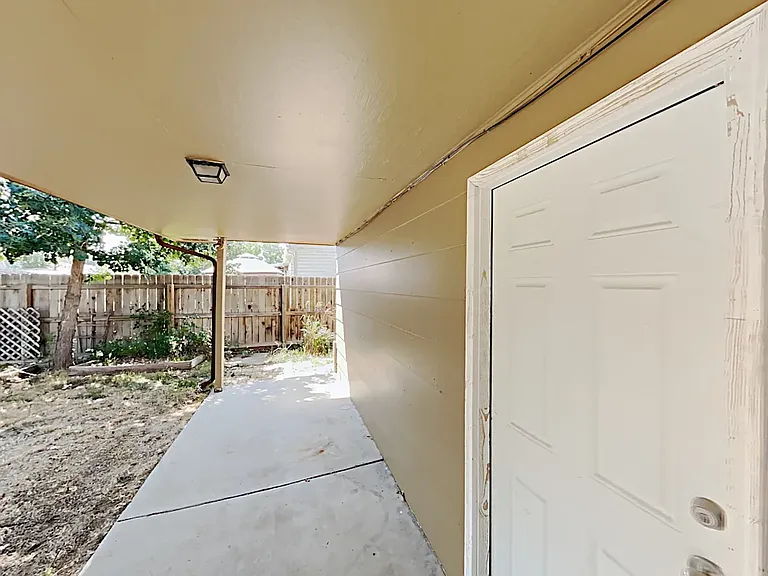 2656 E 117th Way — Photo 6