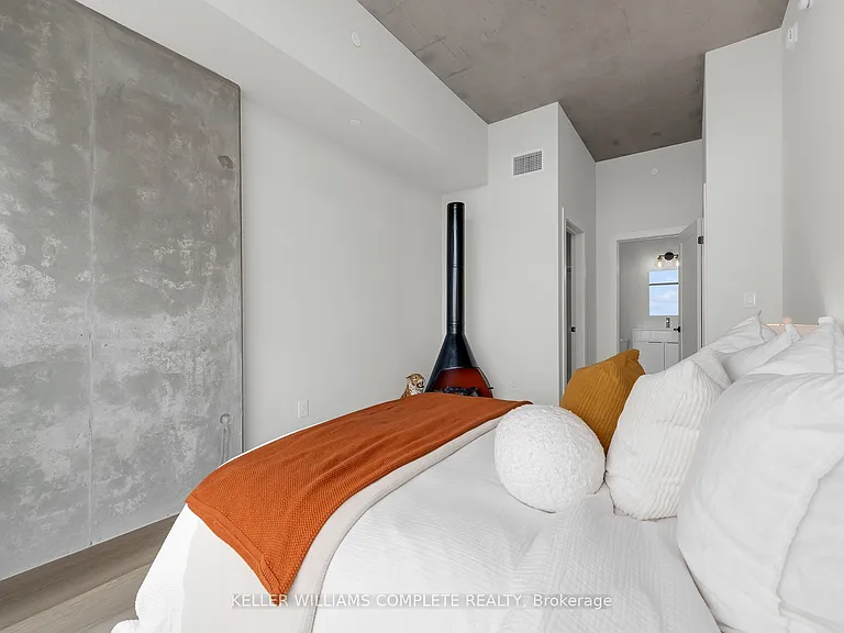 24 Augusta St #709 — Photo 12
