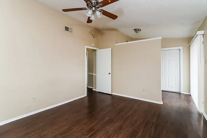3909 Anewby Way — Photo 11