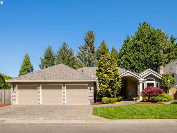 3855 Rivers Edge Dr, Lake Oswego, OR 97034