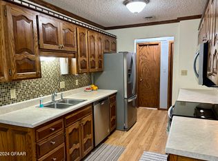 2200 S 29th St UNIT 82N, Grand Forks, ND 58201