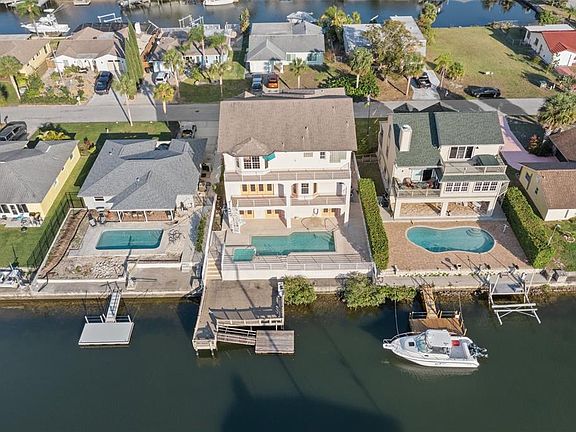 2nd image of 15641 Donzi Dr