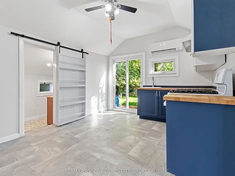 34 Broadway St — Photo 14