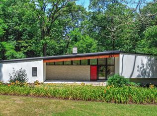 2459 Hammertown Rd, Narvon, PA 17555