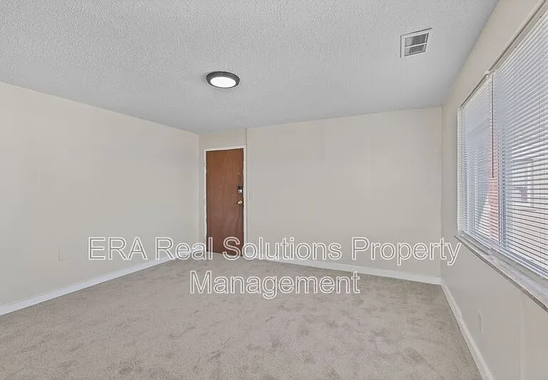 7875 Reading Rd #1 — Photo 3