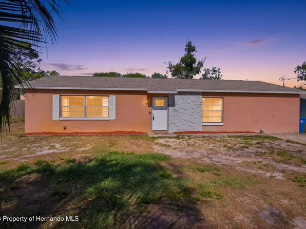 3377 Montano Ave, Spring Hill, FL 34609