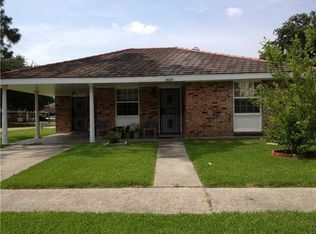 1820 Concord Rd, Gretna, LA 70056