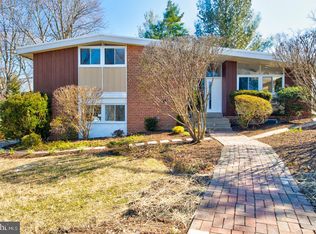 4102 Barberry Dr, Lafayette Hill, PA 19444