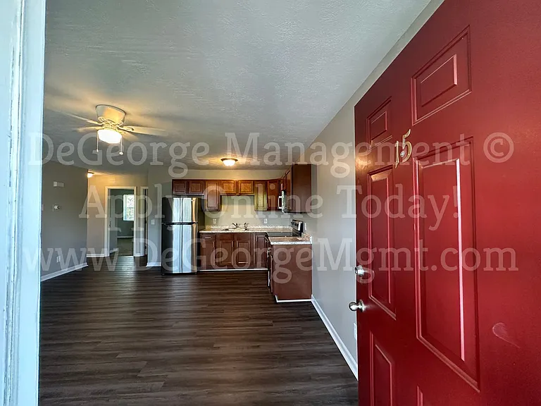 Burdick Estates Apartments — Photo 90