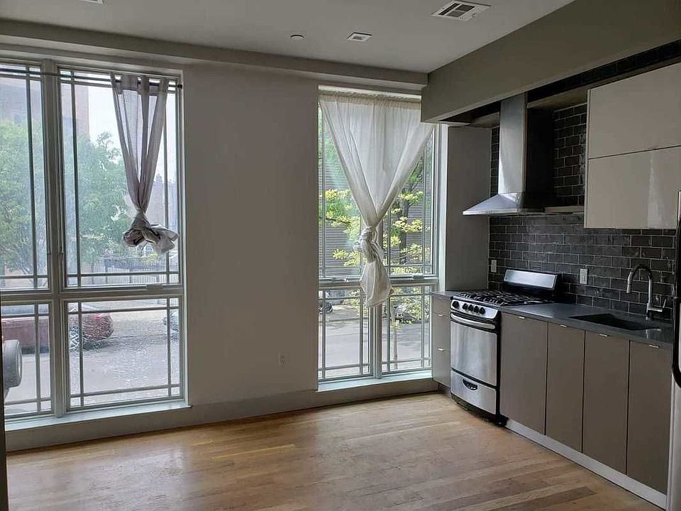 1st image of 74 Henry St #1F