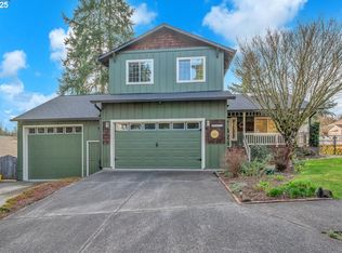 36640 Yocum Loop, Sandy, OR 97055