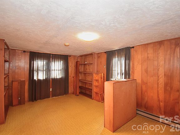 5th image of 7 Etain Ln