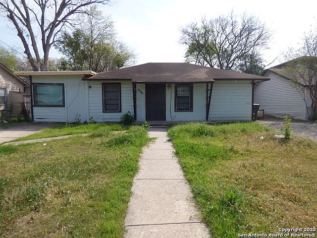 1st image of 1074 Rayburn Dr
