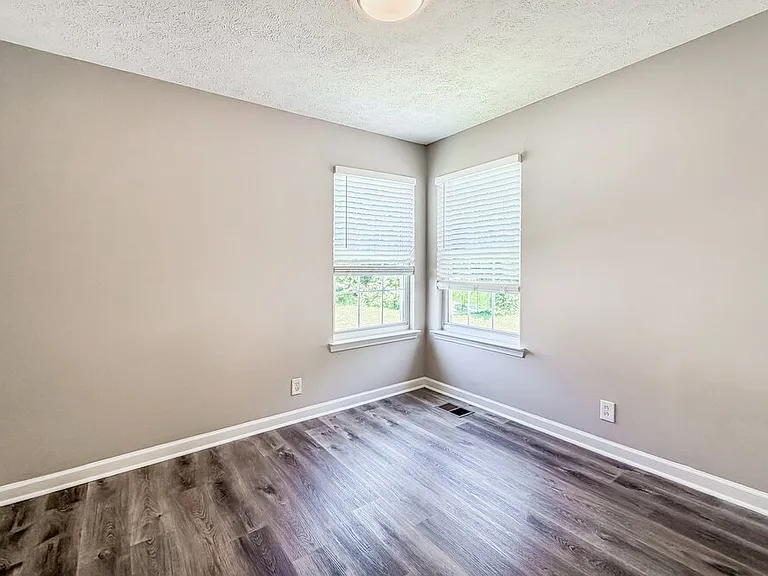 5012 Chadfield Way — Photo 15