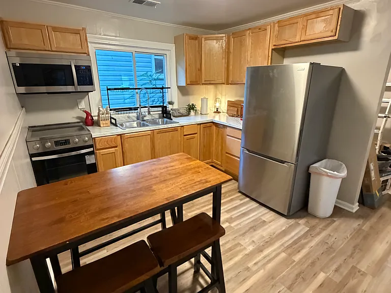 4214 Hazelwood Ave — Photo 12
