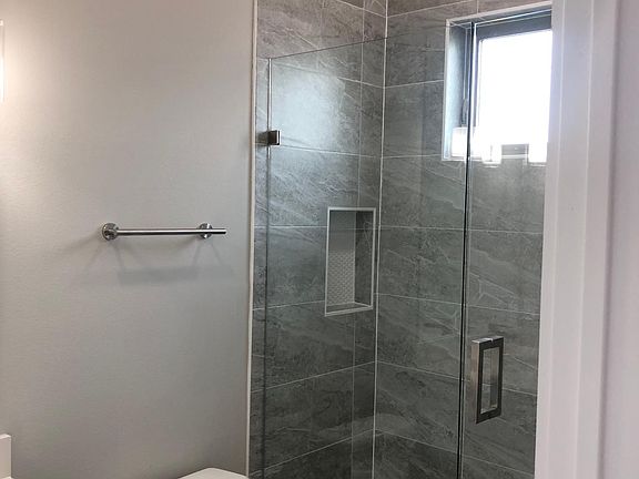 3rd image of 2729 Weisenberger St #104