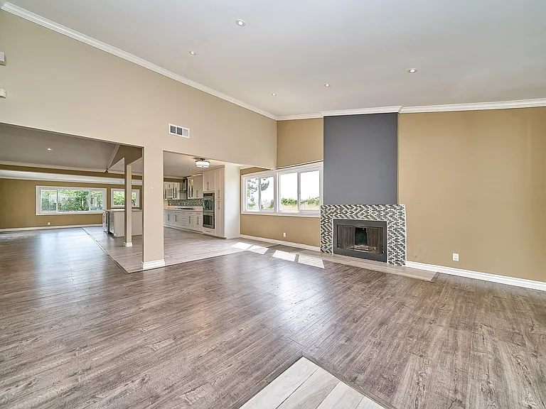 2660 Conata St — Photo 23