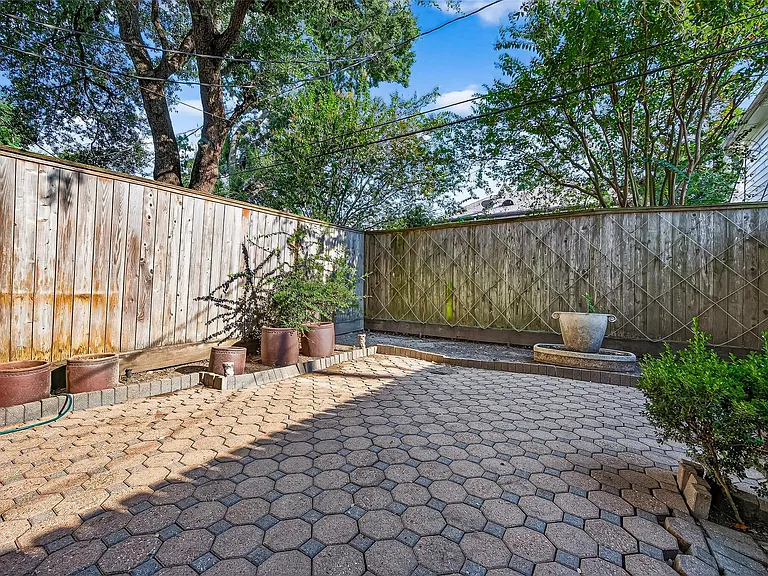 3027 Bissonnet St — Photo 46