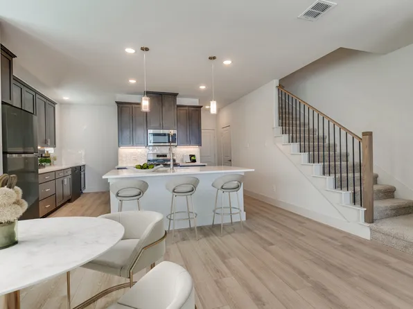 Sienna - Modern Plan, Karis
