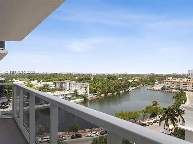 2401 Collins Ave #1110 — Photo 11