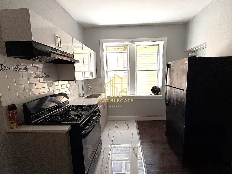 308 Renner Ave #11 — Photo 2