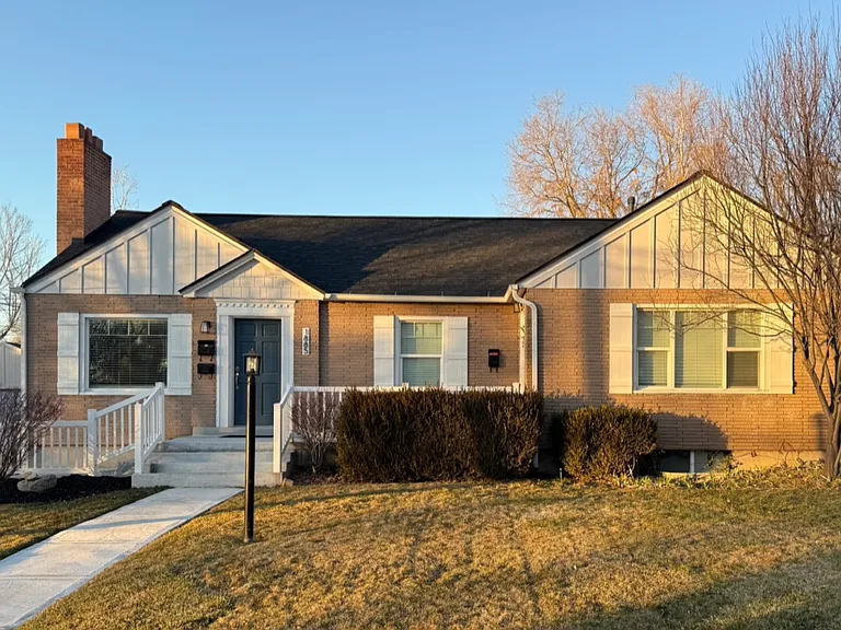 1885 E Sycamore Ln #A — Photo 1