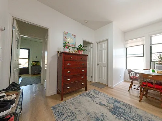 Rented by Remax Edge | media 26