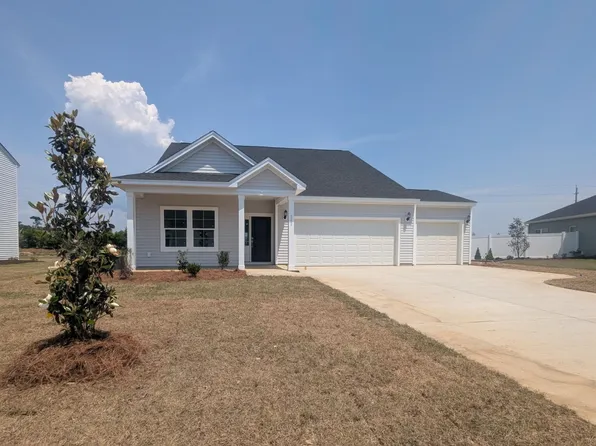 242 Mayflower Dr NW, Calabash, NC 28467