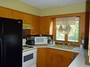3rd image of 505 Highland Blvd