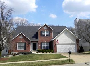 1620 Ivy Chase Ln, Fenton, MO