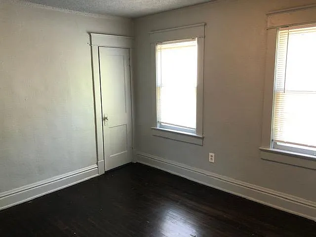 4920 College Ave — Photo 12