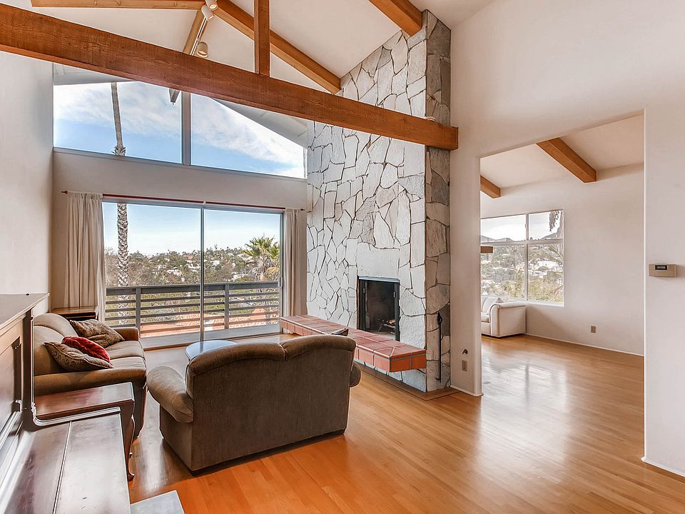 1st image of 2215 Alta Vista Dr