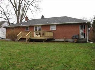 15 Arlington Rd, Cohoes, NY 12047