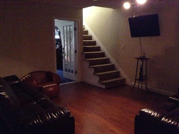 4th image of 1300 E Huisache Ave