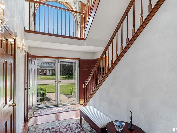 3rd image of 5018 W Ancient Oak Dr