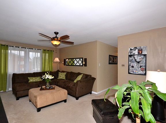 3rd image of 11036 S Kenneth Ave APT 5