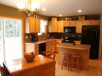 4th image of 907 Torrie Cir