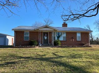134 Scrivner Rd, Eldon, MO 65026