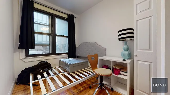 Rented by Bond New York | media 6