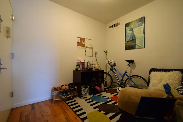 Rented by Uptown Flats LLC | media 16
