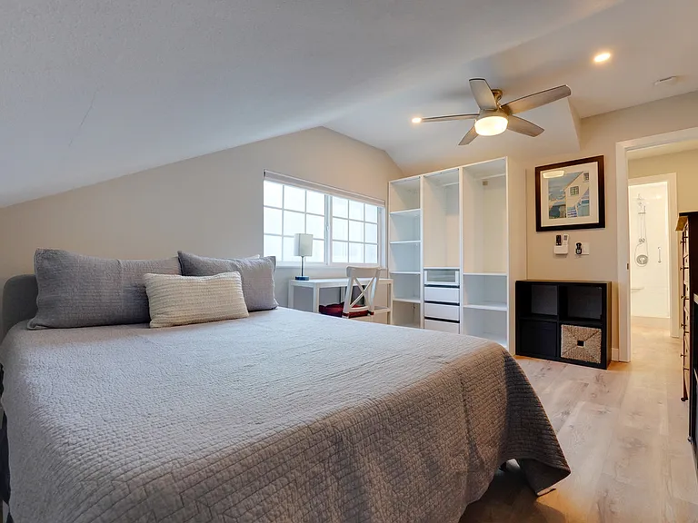 208 J Ave #A — Photo 6
