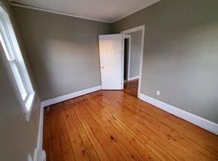 8 Blinns Ct FLOOR 2, Taunton, MA 02780