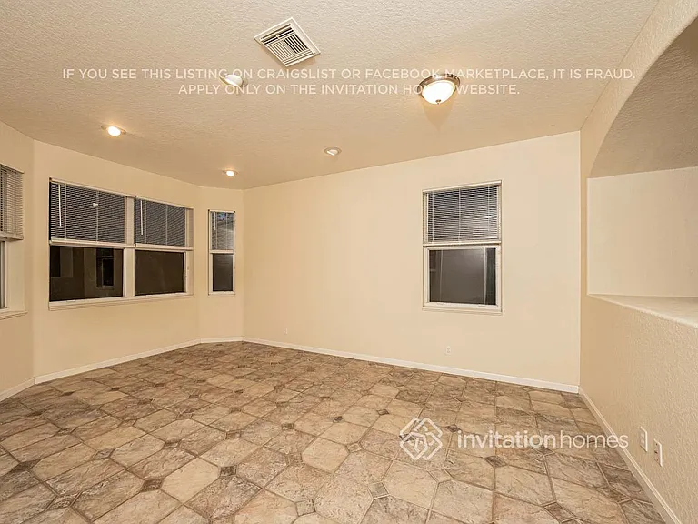 1504 Siena Ln — Photo 7