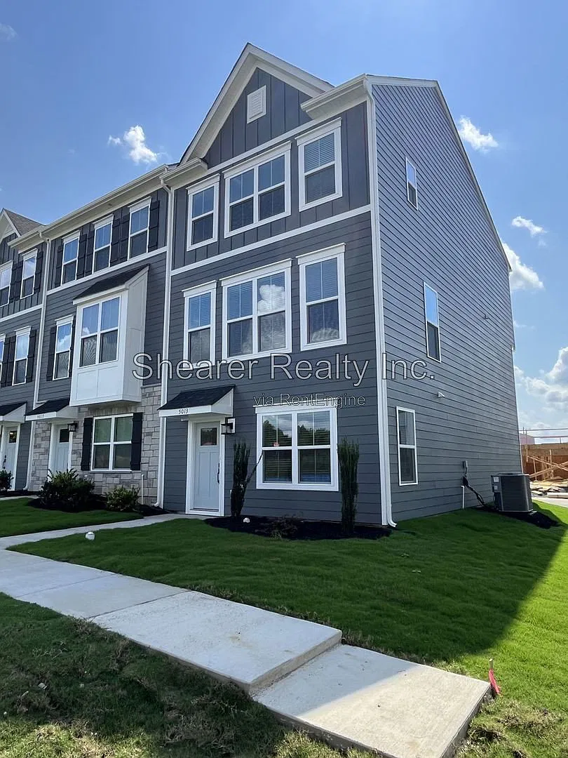 4 bed, 3.5 bath, 1870 sqft, $2,350 — Photo 1