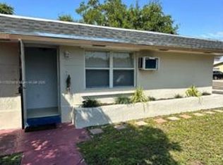 715 SW 6th St #1, Dania, FL 33004